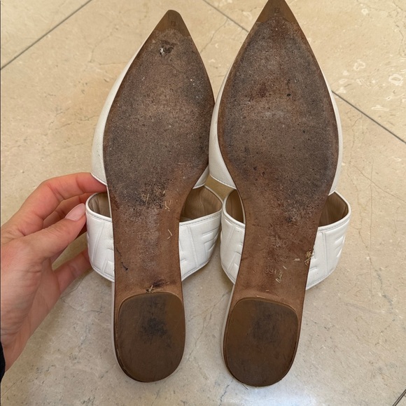 Fendi leather mules. Size 39 1/2 - Picture 10 of 12